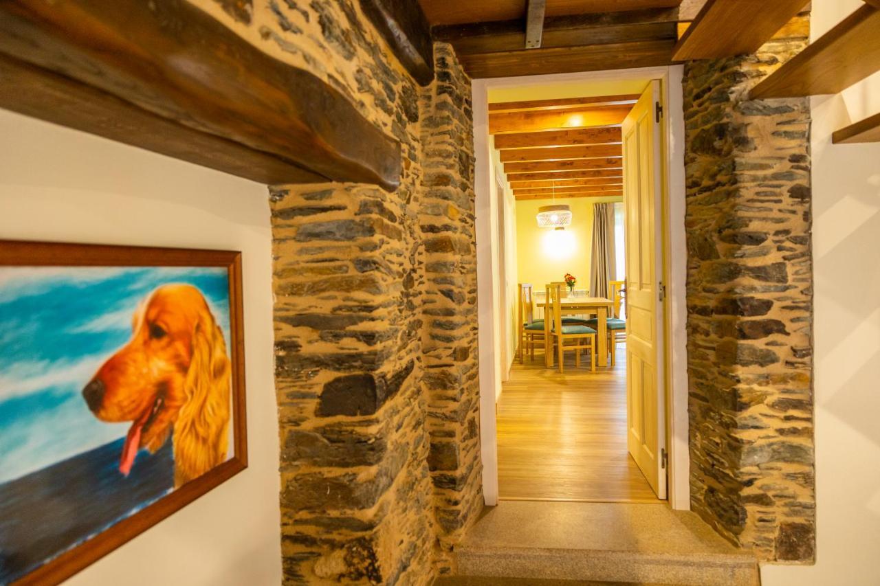 Apartamentos Casona Del Campo 나비아 외부 사진