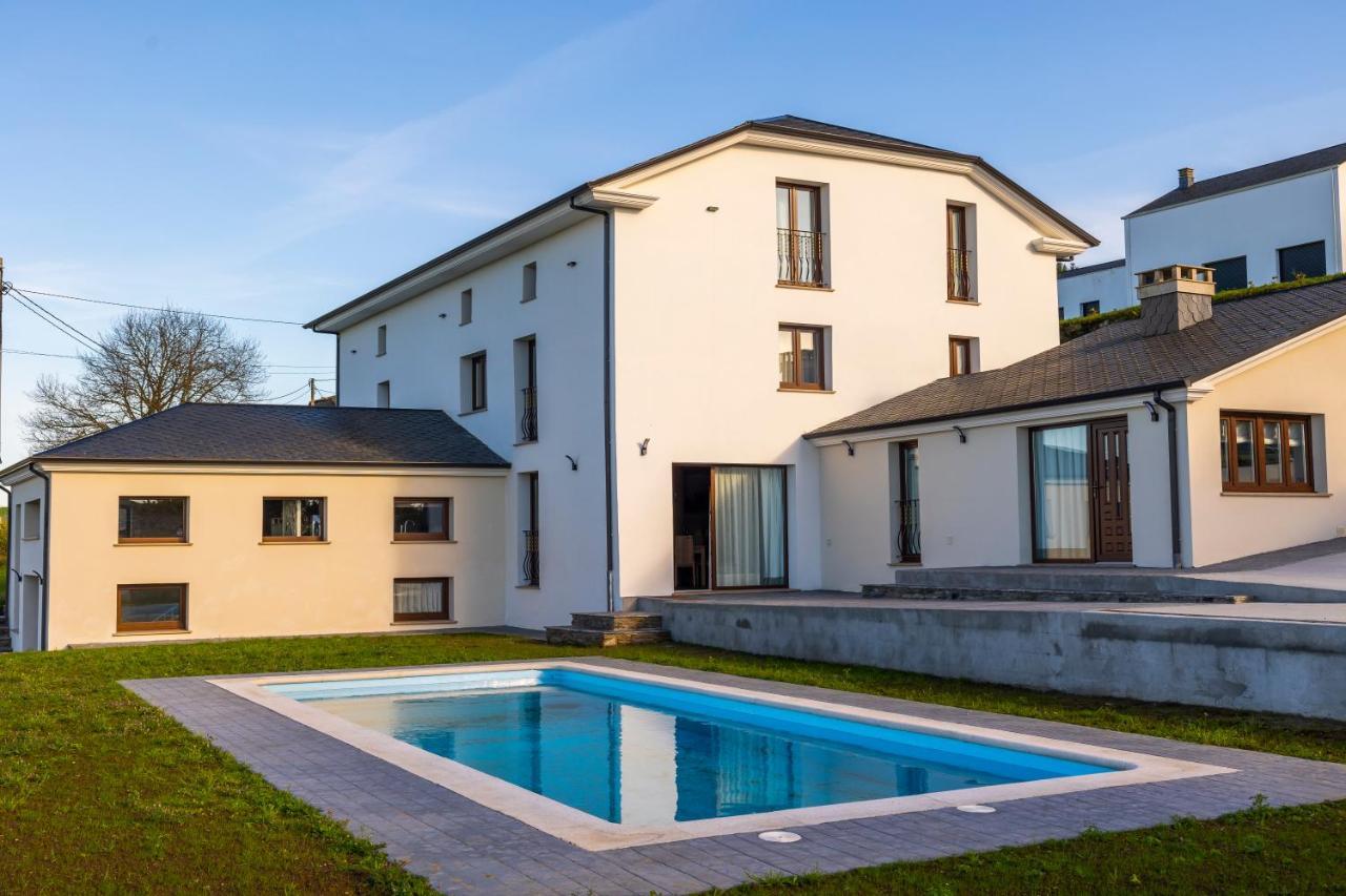 Apartamentos Casona Del Campo 나비아 외부 사진