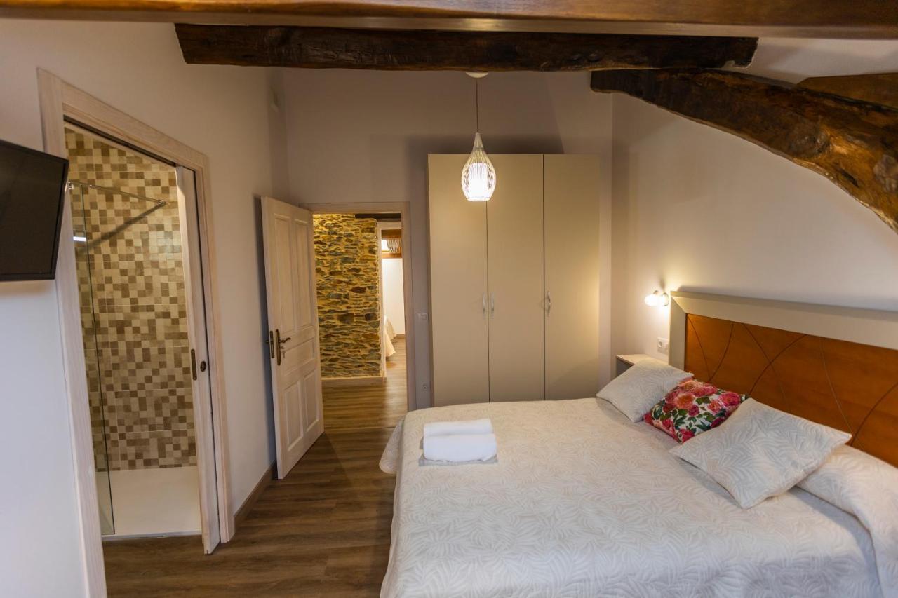 Apartamentos Casona Del Campo 나비아 외부 사진