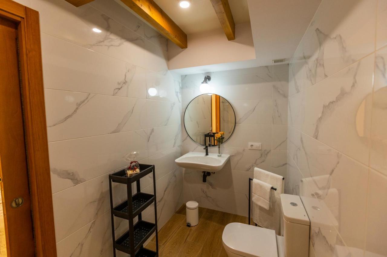 Apartamentos Casona Del Campo 나비아 외부 사진