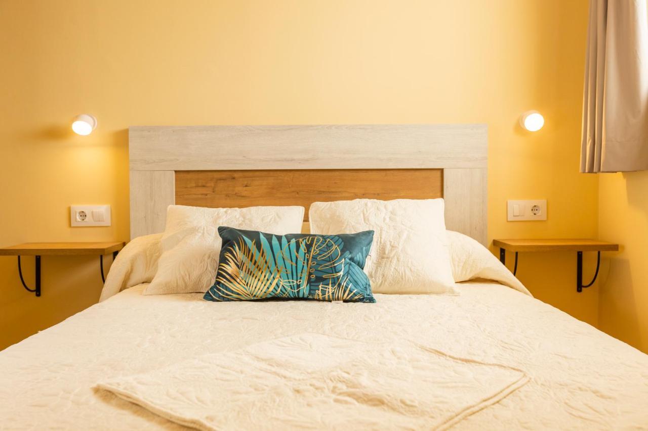 Apartamentos Casona Del Campo 나비아 외부 사진
