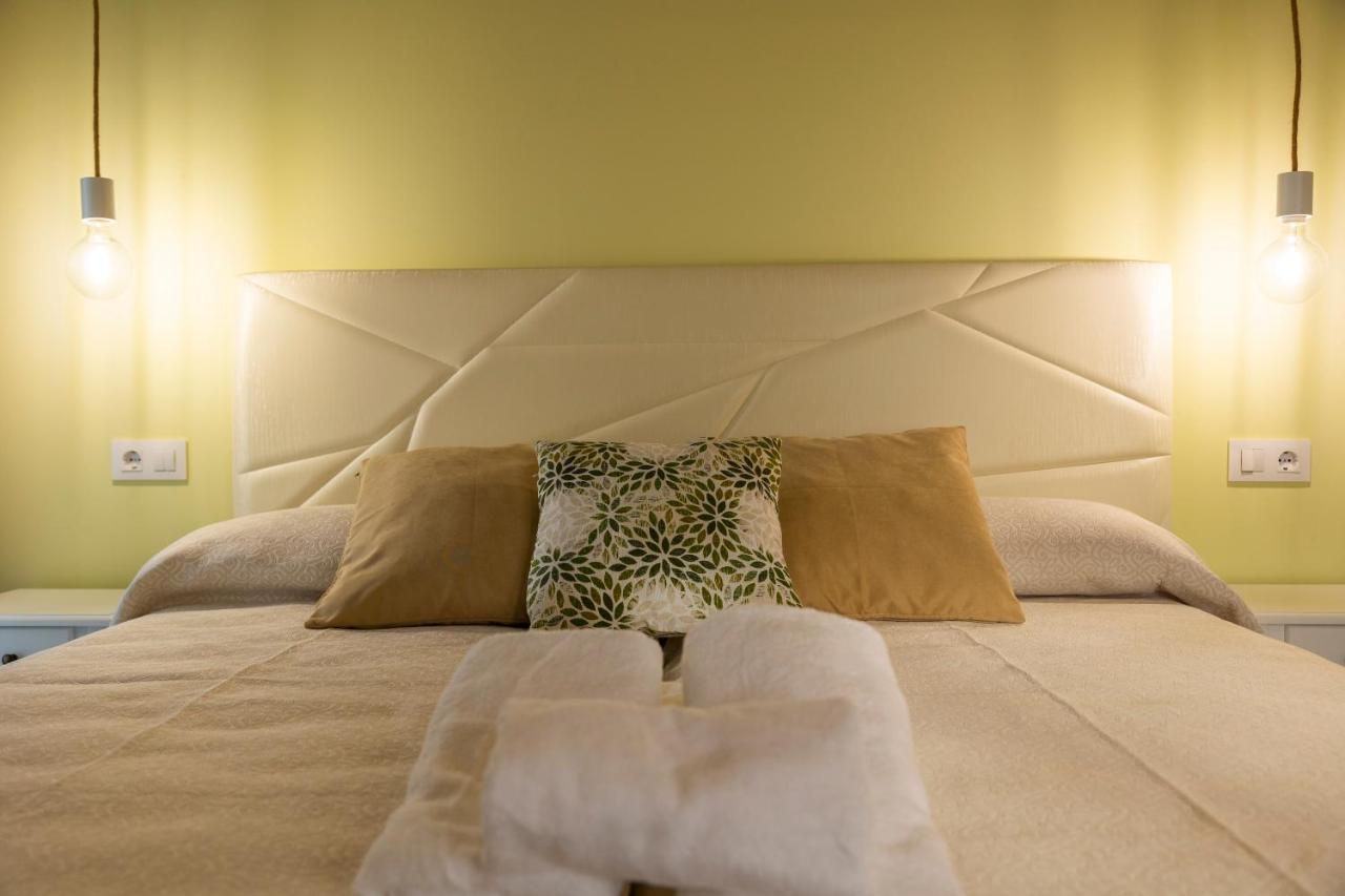Apartamentos Casona Del Campo 나비아 외부 사진