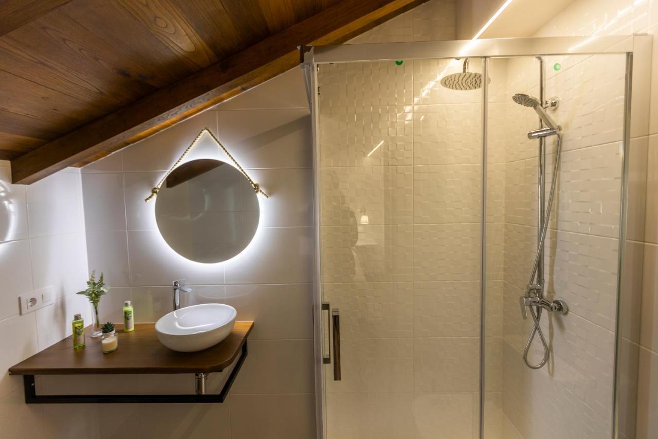 Apartamentos Casona Del Campo 나비아 외부 사진