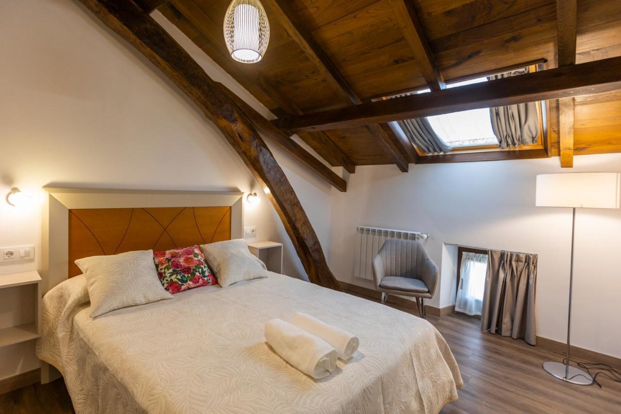 Apartamentos Casona Del Campo 나비아 외부 사진
