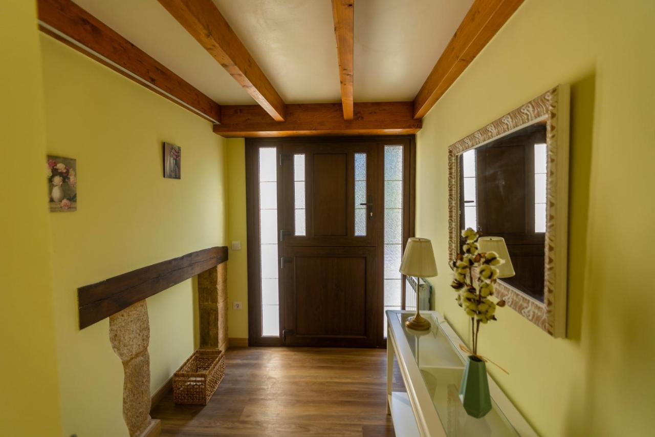 Apartamentos Casona Del Campo 나비아 외부 사진