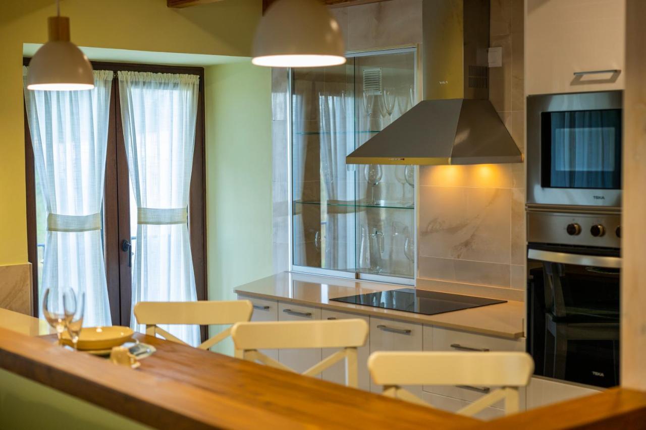 Apartamentos Casona Del Campo 나비아 외부 사진